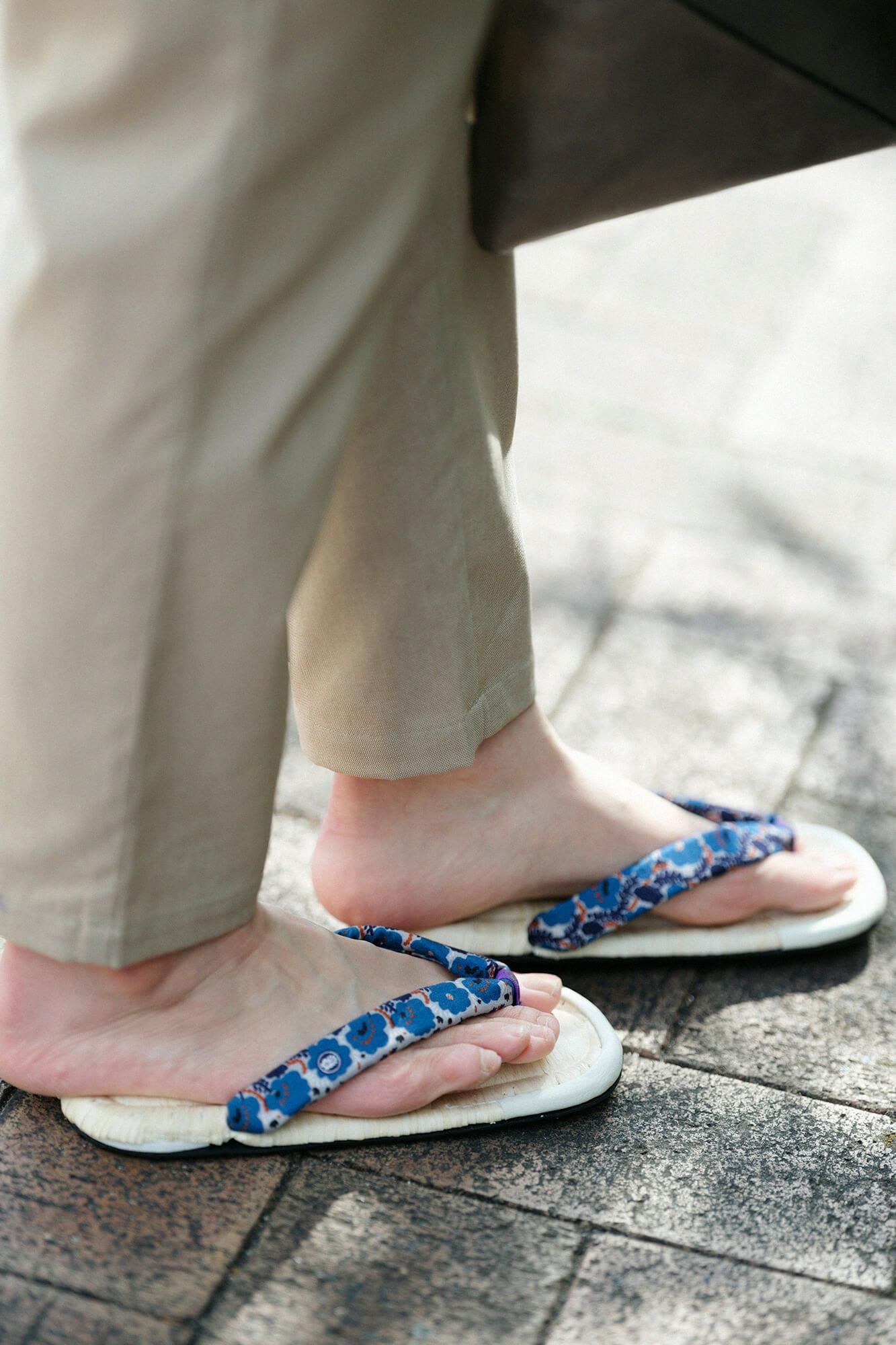 草履あさぶら 茶竹/情熱(じょうねつ)