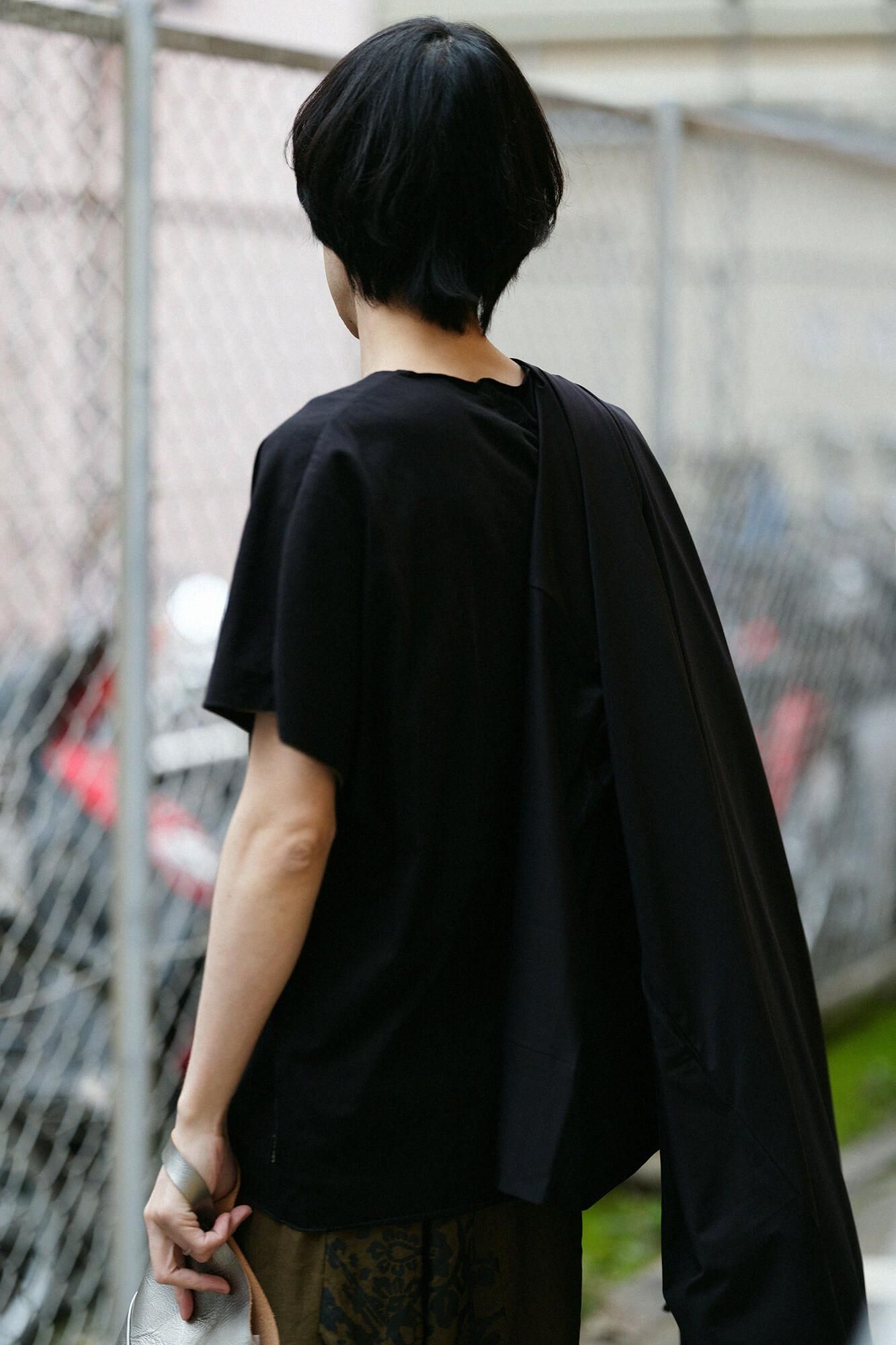 Ärmellose Jacke/Nurebairo