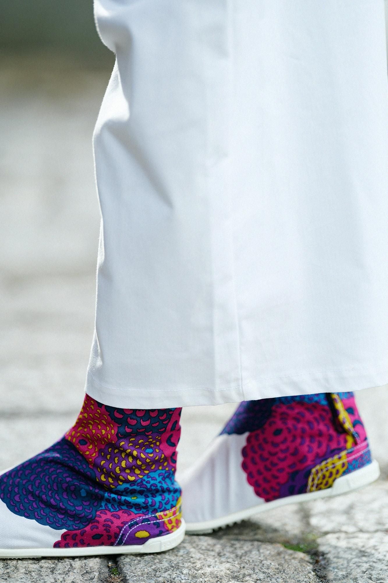 5 tabi tabi with crotch/ponpon dahlia