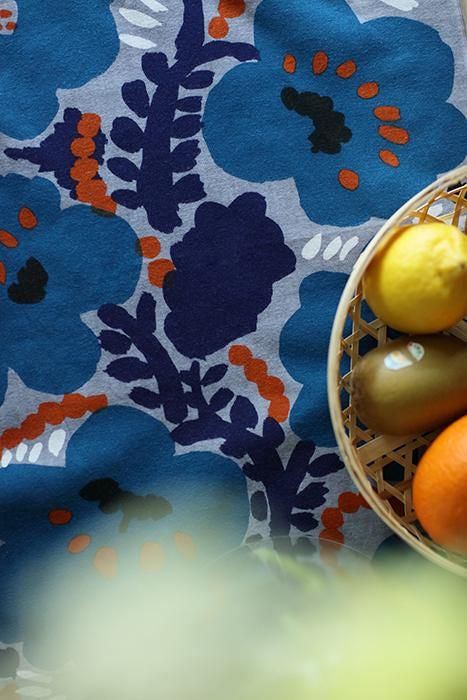 Isemomen Cotton Textile Handkerchief / Passion