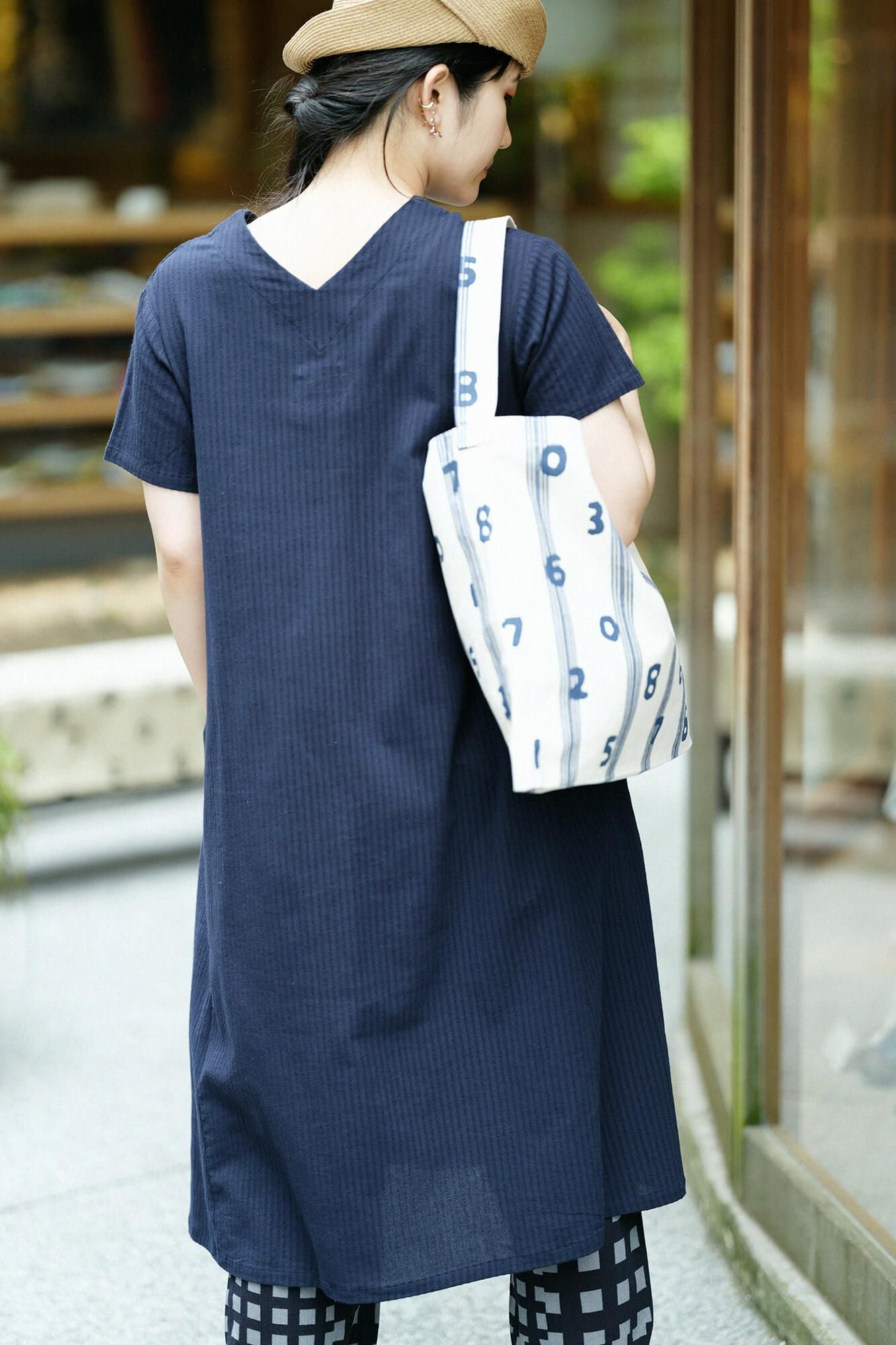 Chizimi Cotton 40/20 Akiha V-neck Short Sleeve Dress / Dark Blue