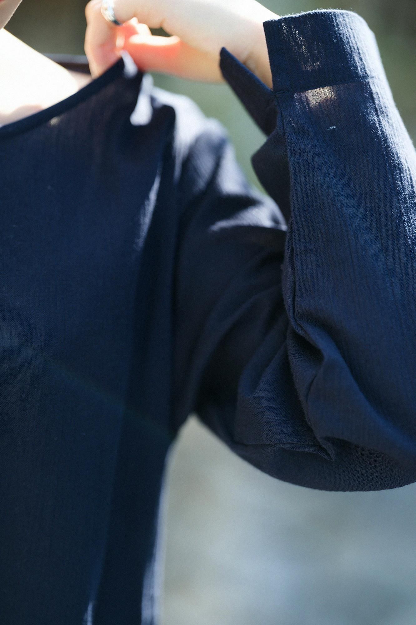 Chizimi Cotton 20/20 Long-sleeved Dress / Dark Blue