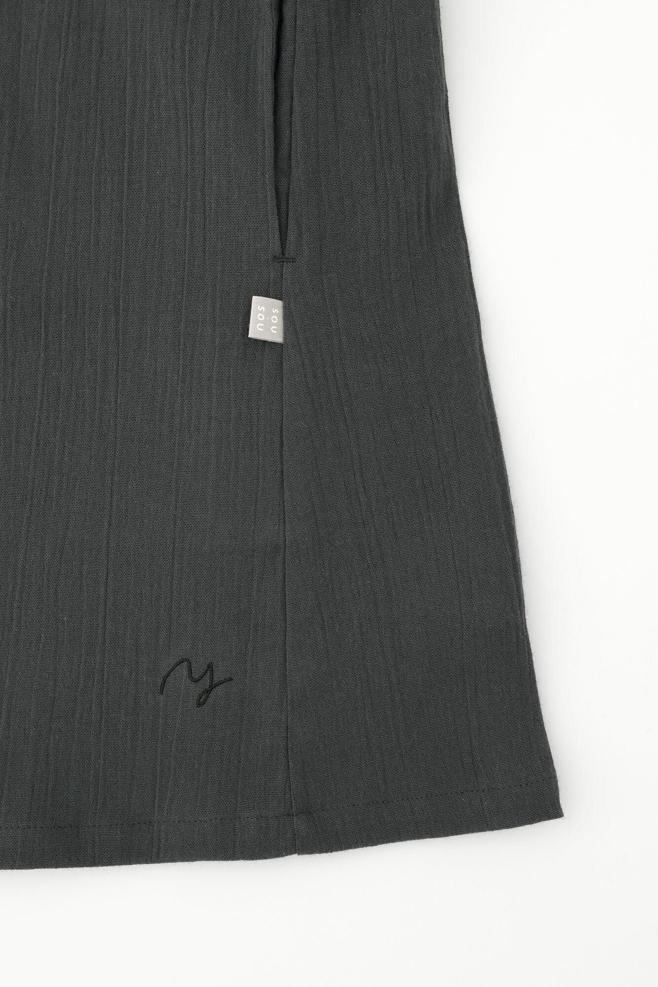 Chizimi Cotton 20/20 Elbow Length Sleeve Tunic / Dark Lead Color