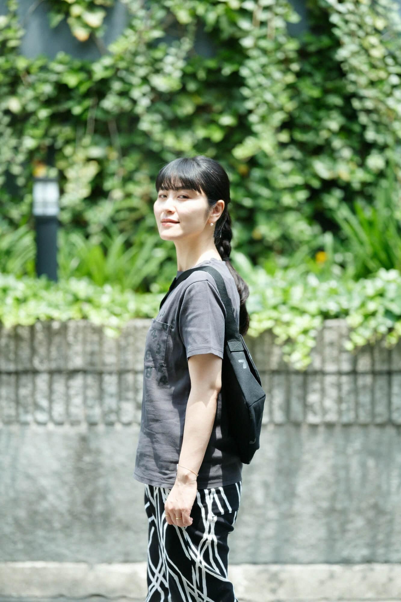 高島縮棉 40/40短袖口袋T-shirt /深鉛色× SO-SU-U十數 昆