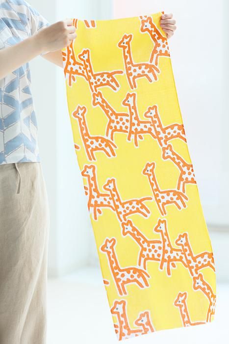 Isemomen Cotton Textile Handkerchief / Giraffe