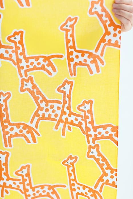 Isemomen Cotton Textile Handkerchief / Giraffe