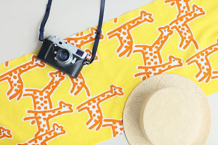 Isemomen Cotton Textile Handkerchief / Giraffe