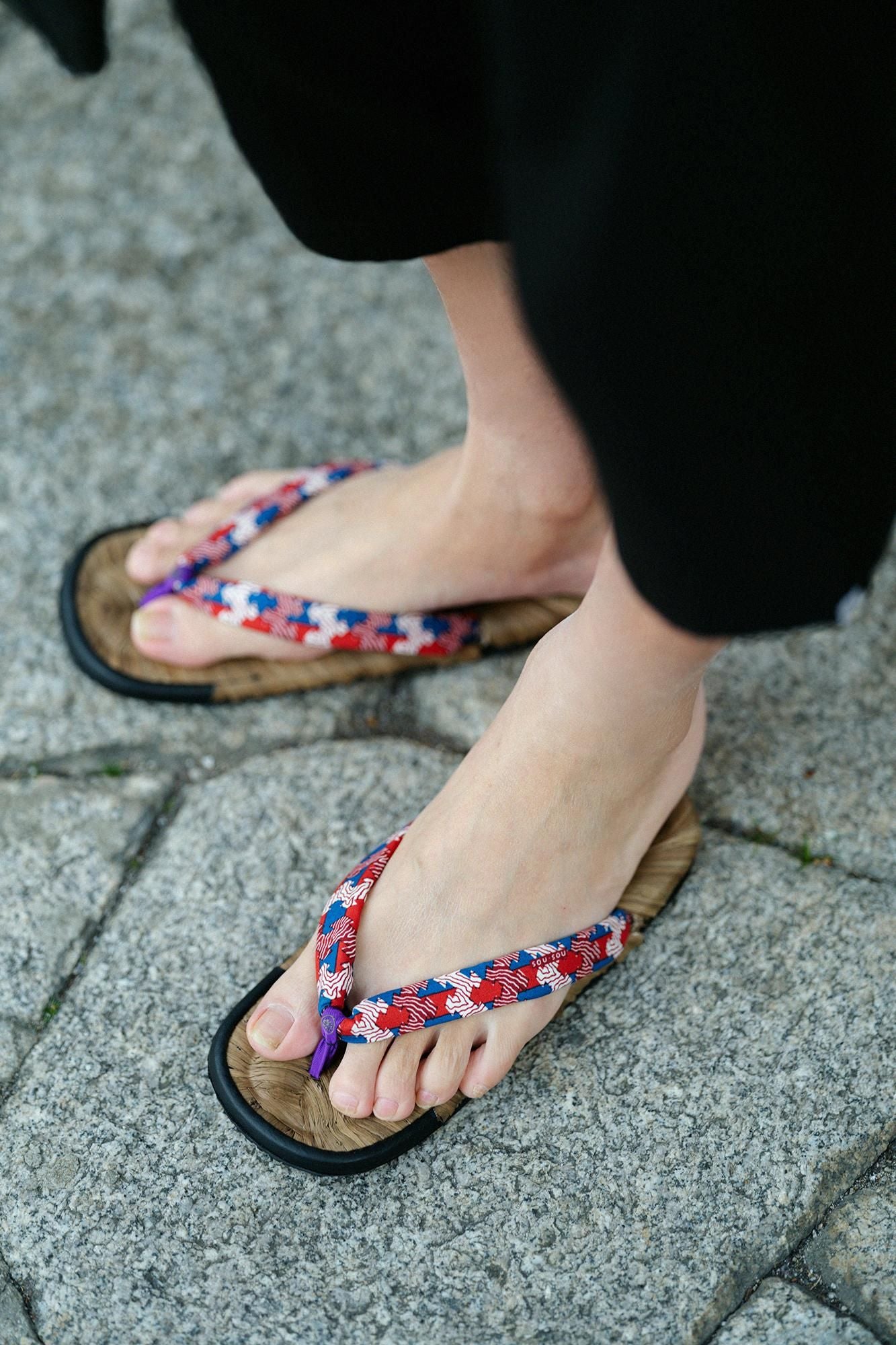 Asabura Sandals Black/Pine Bark Lozenges