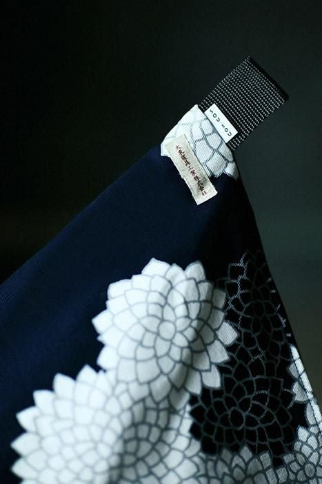 クッション座椅子/雲間に菊(くもまにきく)【※お届けに約3週間】