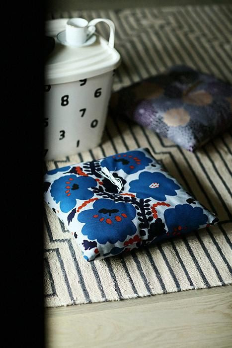 SOU・SOUの京座布団(8号帆布)/情熱(じょうねつ)【※お届けに約3週間】