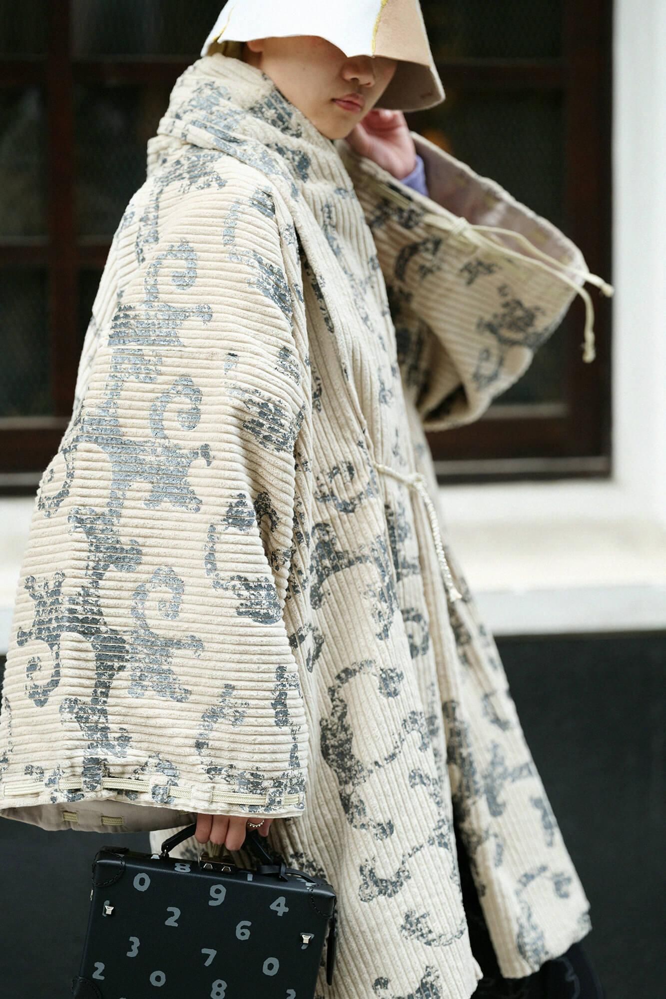 【net Limited】Corduroy Rectangular Sleeve Coat with Lining / Yama Raging Billows Era Beige