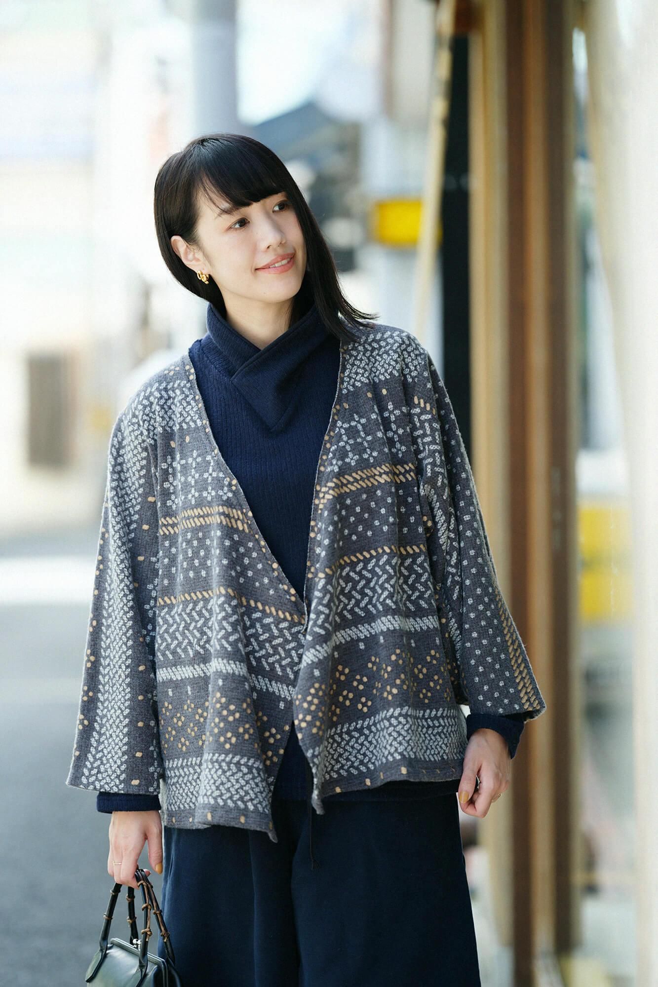 【官網限定】棉毛雙層編半衿秋聲 高領上衣/深藍色