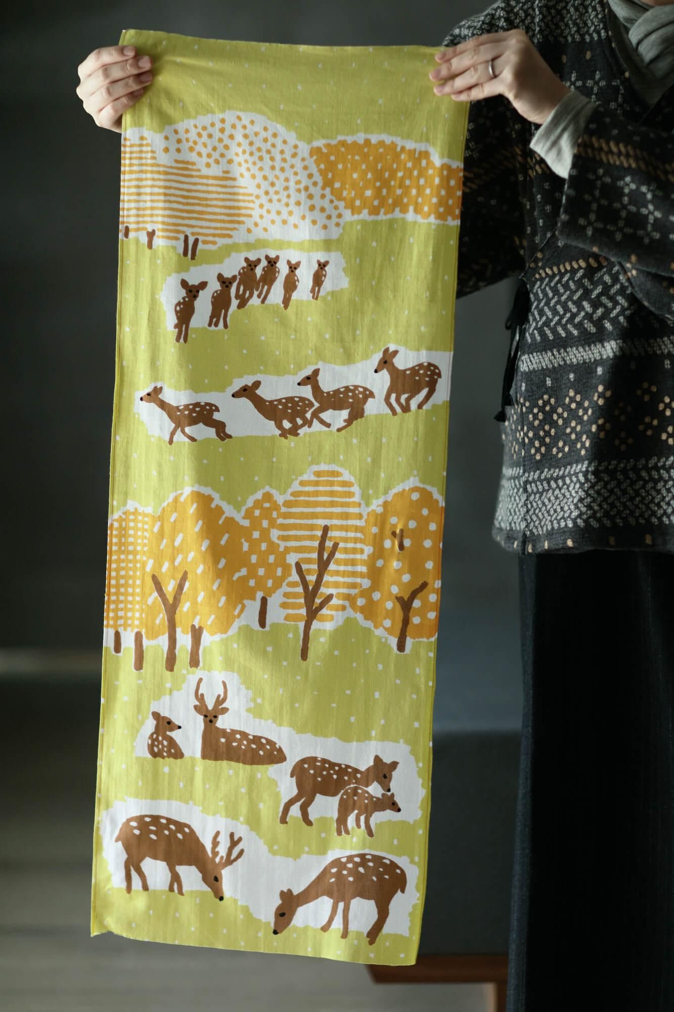 Isemomen Cotton Textile Handkerchief / Deer