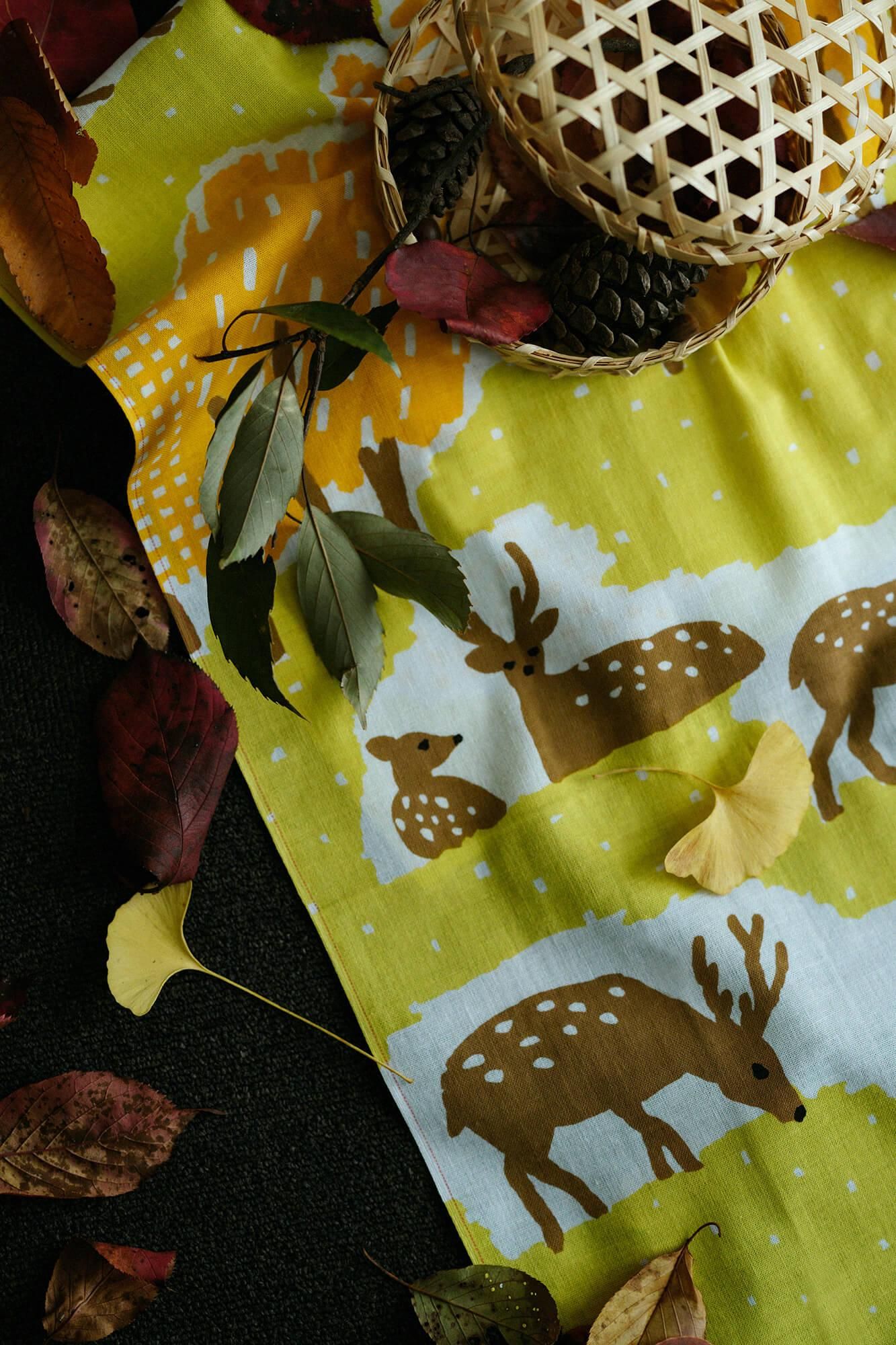 Isemomen Cotton Textile Handkerchief / Deer