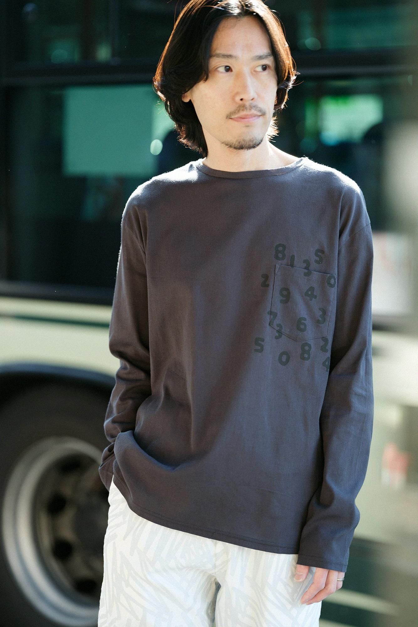 타카시마치지미 40/40 긴 소매포켓 T셔츠/짙은 회색(키나 마리) xSO-SU-U콘