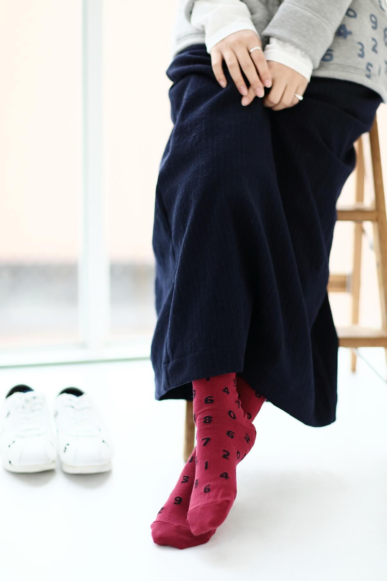 圆形的塔布袜(正常长度)/so-su-u灰色(endiiro)