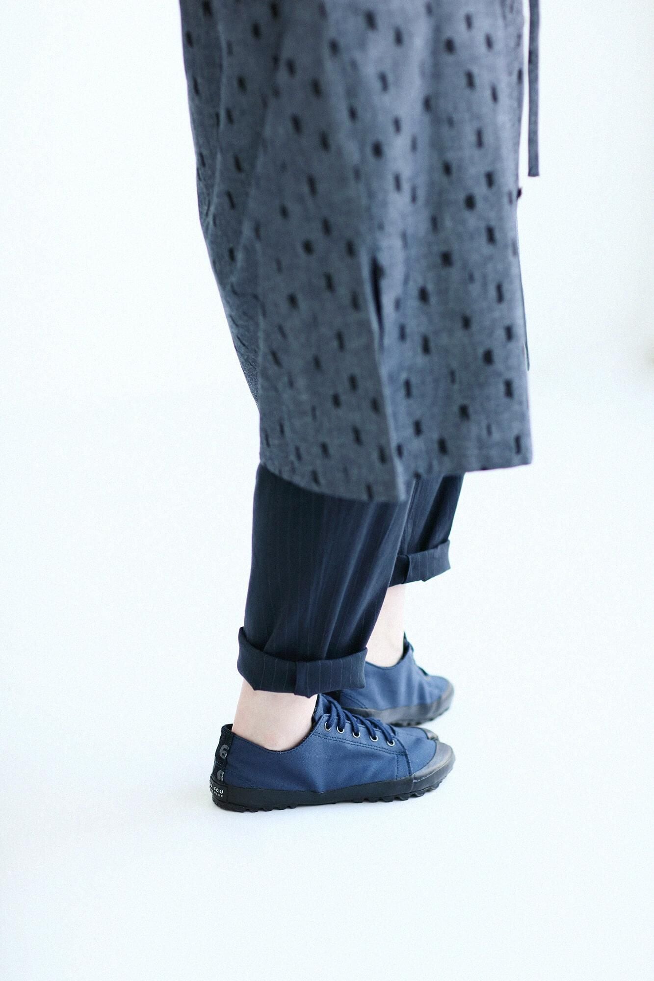 Split Toe Tabi Sneaker / Dark Blue×SO-SU-U Kon