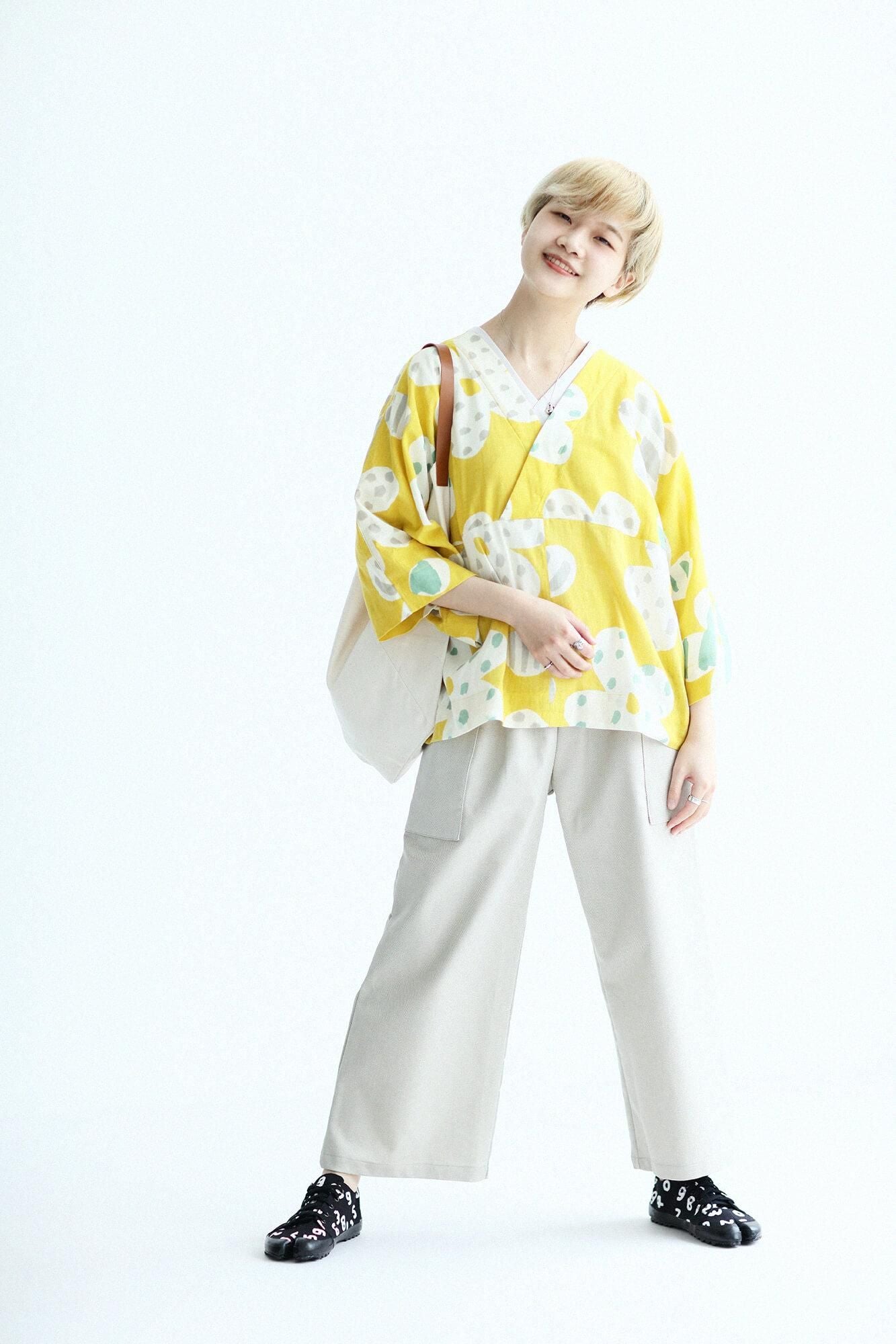 Split Toe Tabi Sneaker/SO-SU-UKon Black