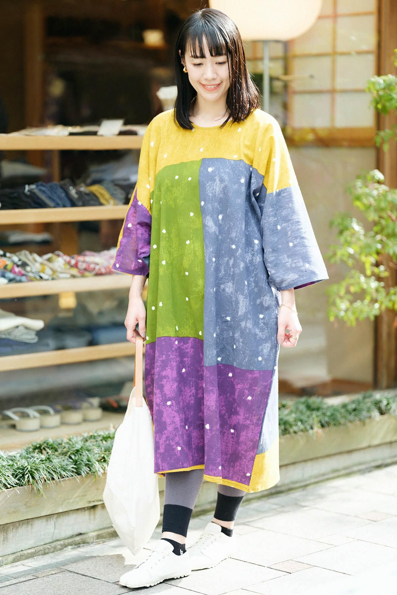 彩三寸 內搭褲/深灰色×黑色