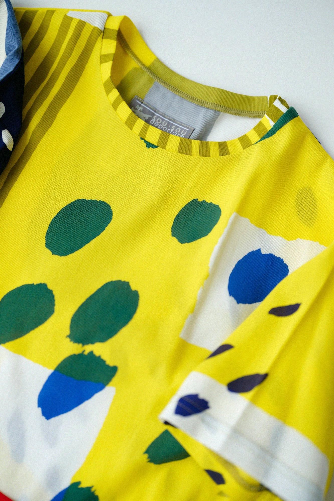 타카시마치지미 40/40 반팔T셔츠/골목