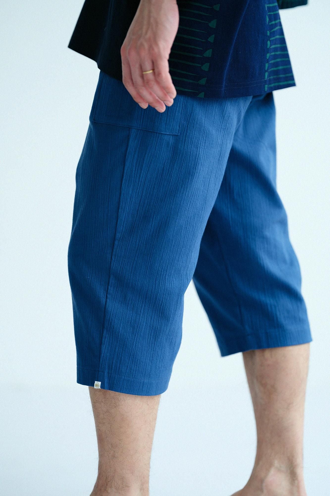 Takashima Chiku 20/20 portant une souris Enyu / Navy