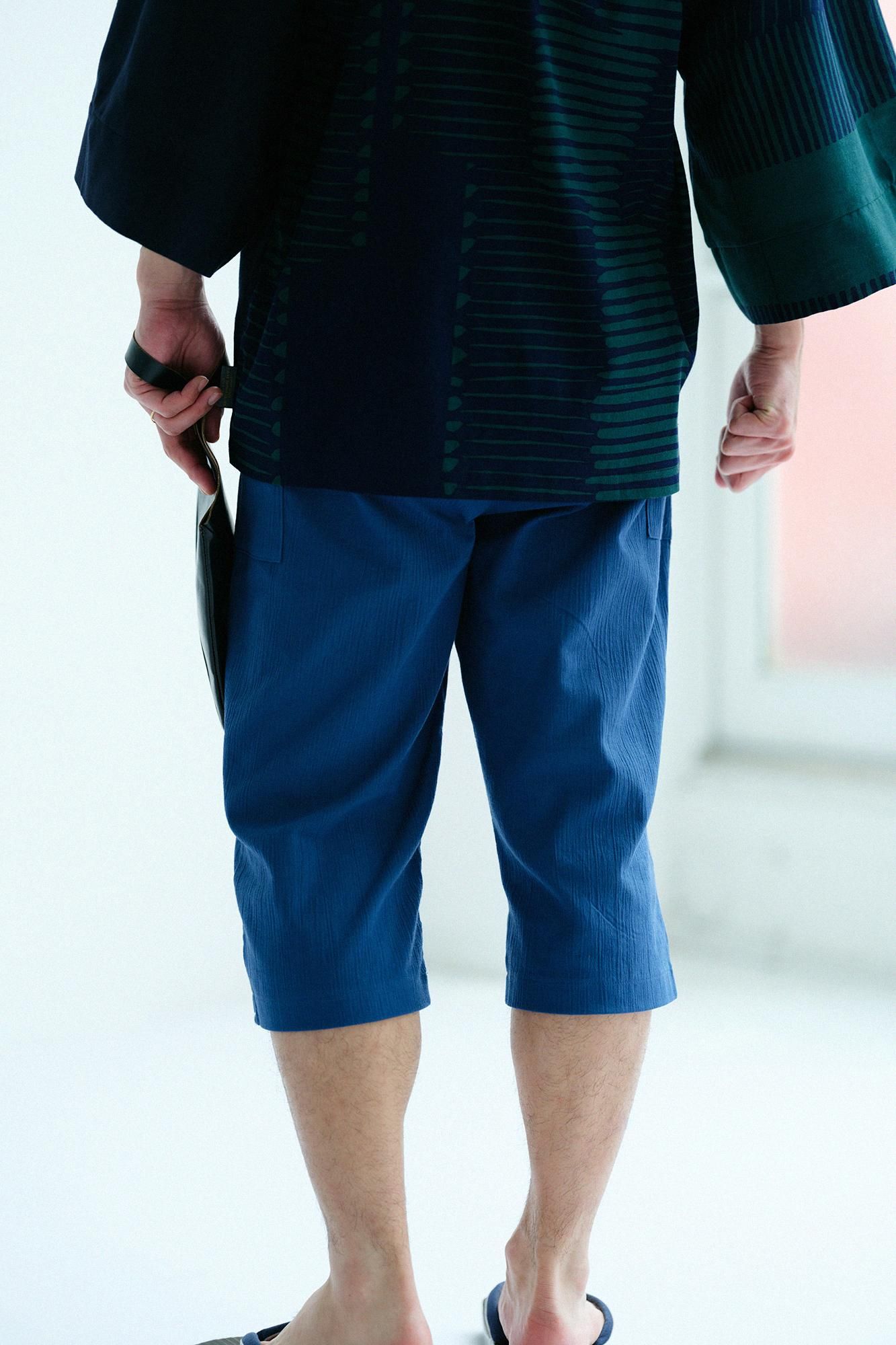 Takashima Chiku 20/20 portant une souris Enyu / Navy