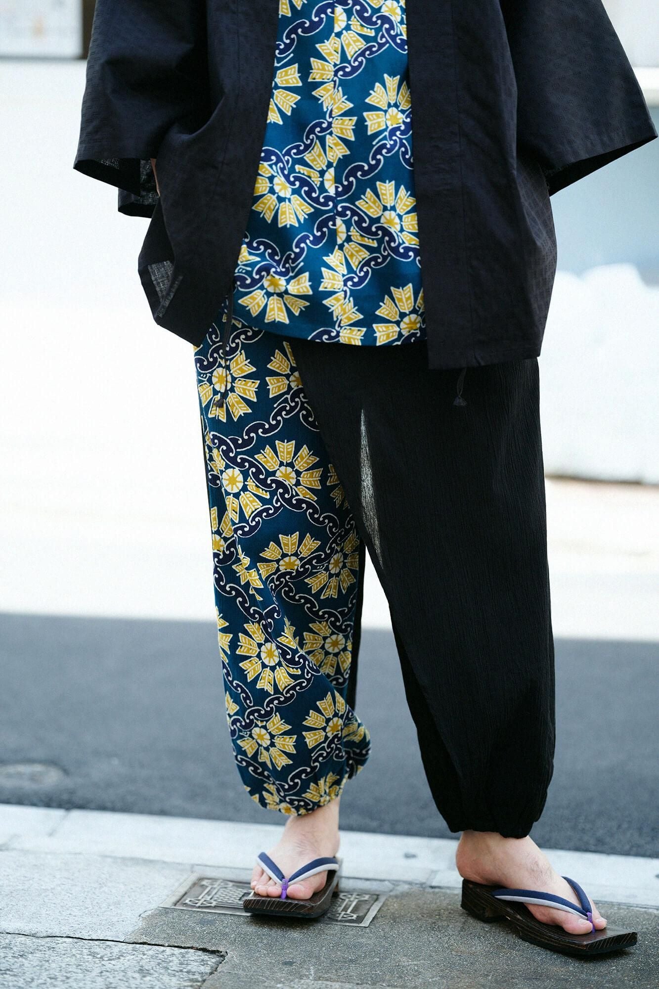 Chizimi Cotton 20/20 Wrap Harem Pants Bi-color 2.0 / Black × Continuation of Arrow Wheel-Recreation