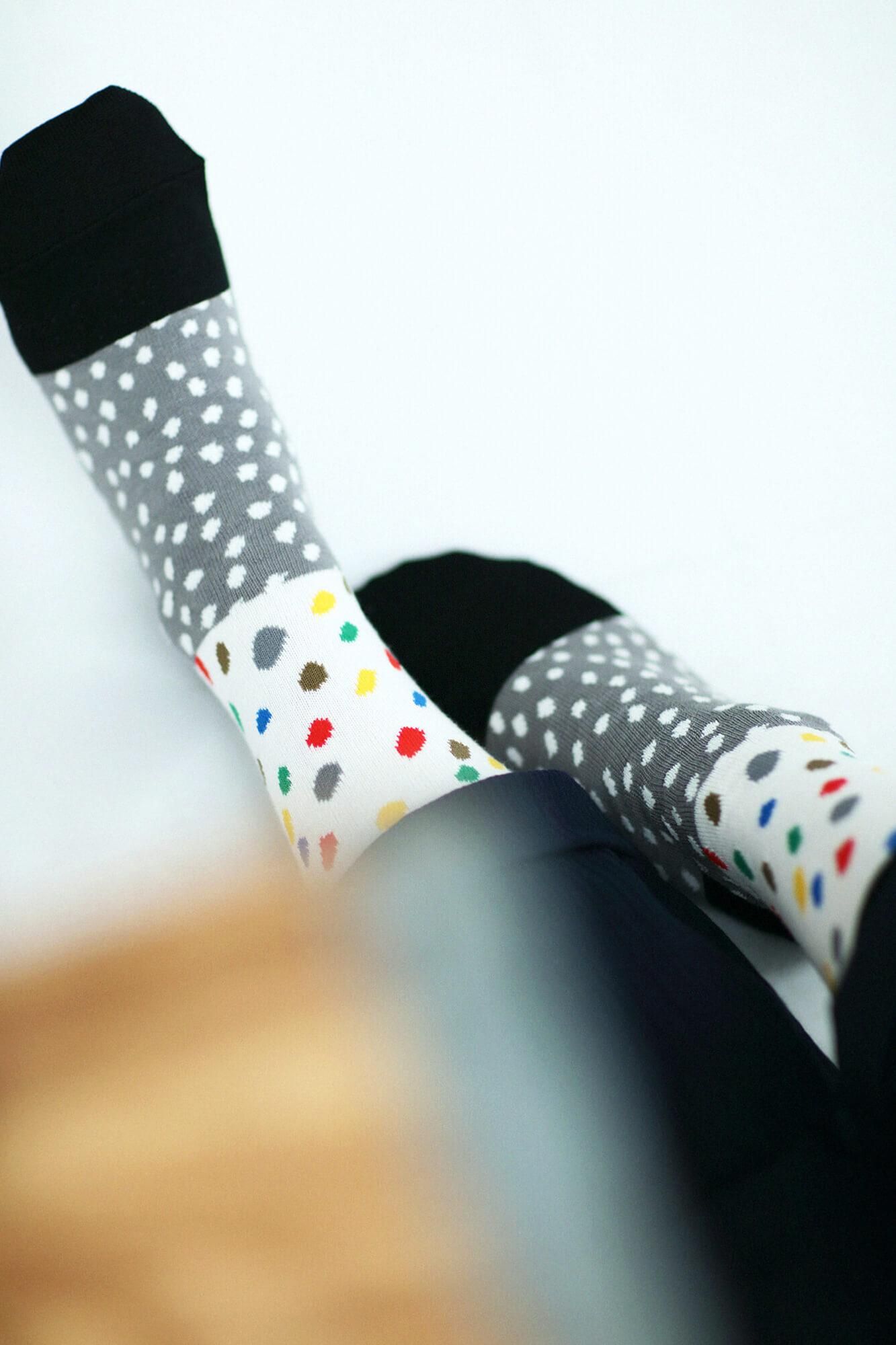 사키마루 타비양말(정상 길이)/눈과 코코로 검은색