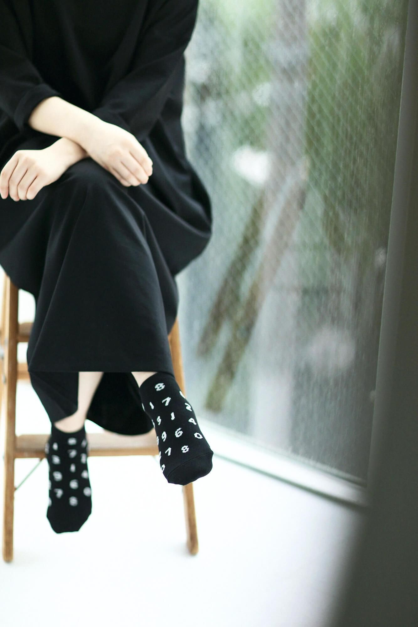 Round Toe Tabi Socks(Low-cut)/SO-SU-U Black×White