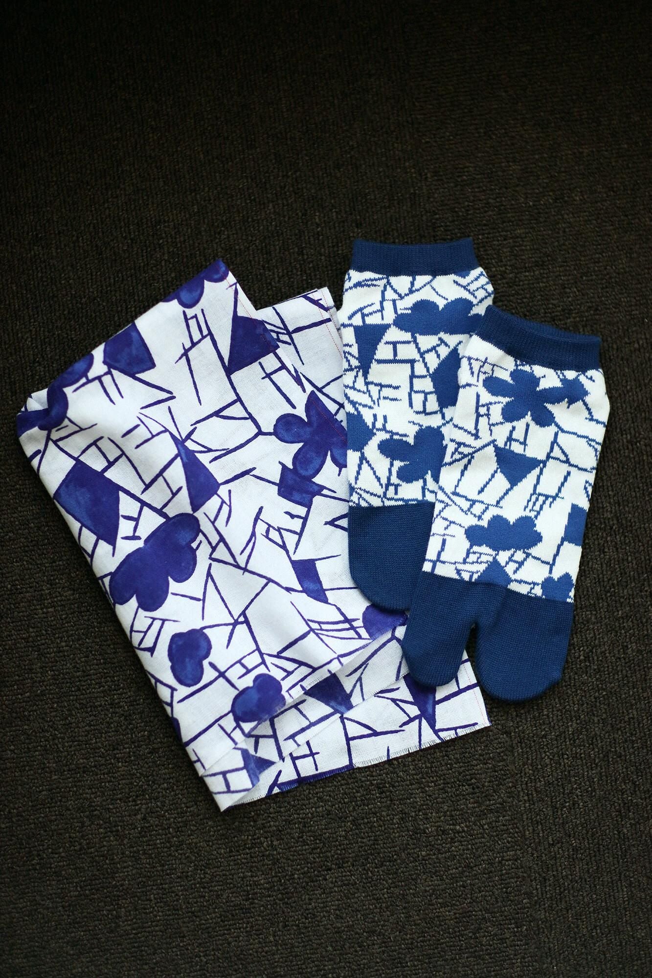 Isemomen Cotton Textile Handkerchief / Underglaze cobalt blue, Plum Blossoms and Cracked-ice - recreation