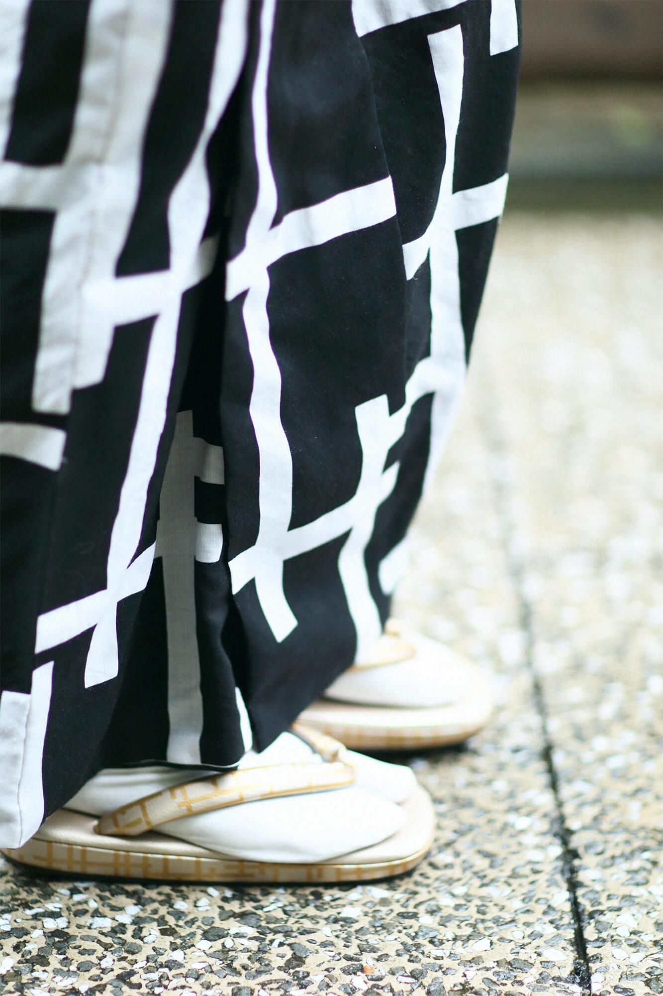 Nishijin Sandals / Fence Smoked Gold