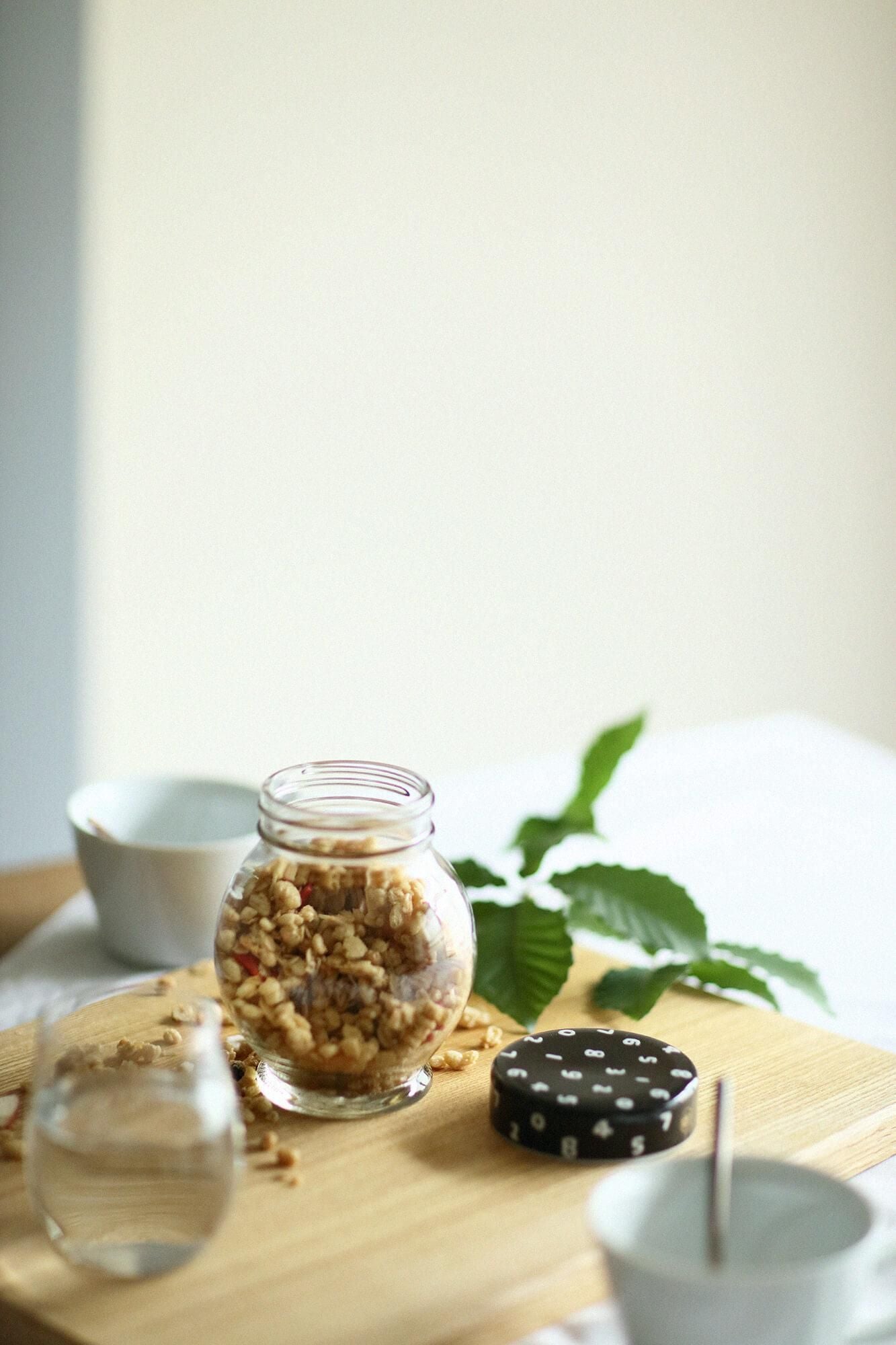 九谷焼文様蓋物(くたにやきもんようふたもの) 丸瓶(まるびん)/SO-SU-U 濡羽色(ぬればいろ)