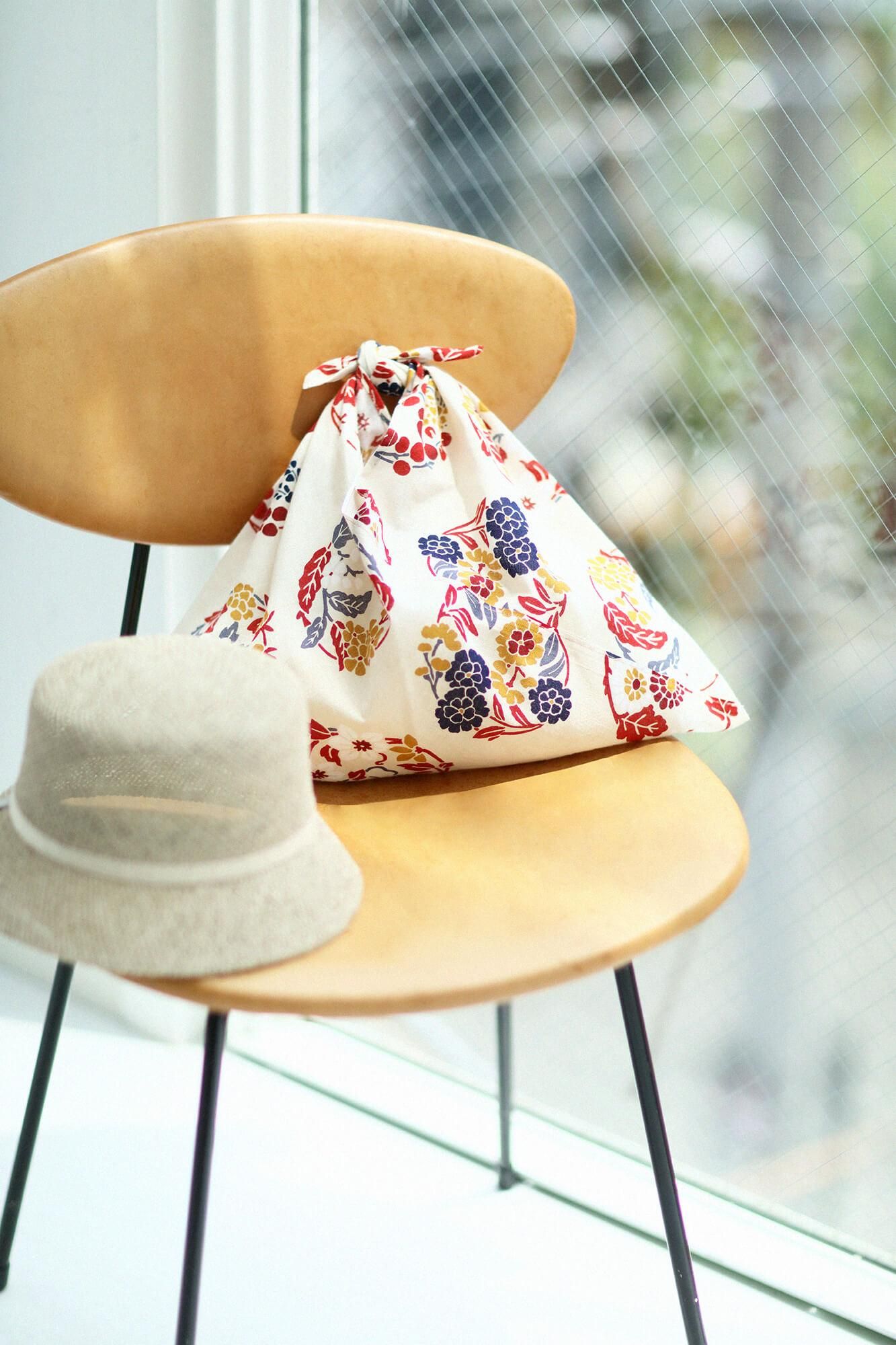 用手出售的纺织品(ISE棉花tenugui) / hanamaru图案(Hanamarumonyo)<50cm>