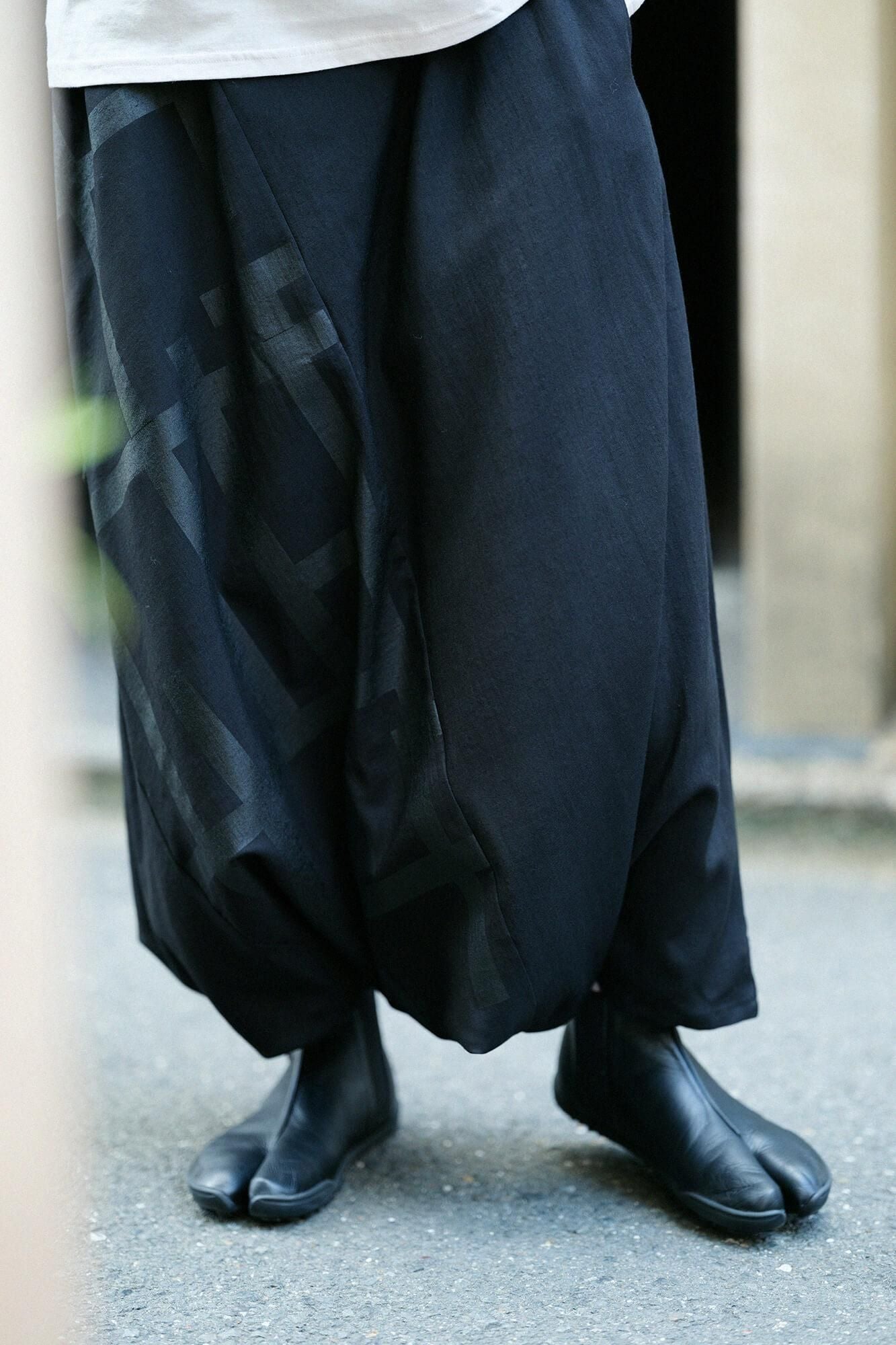 モスリン 富士(ふじ) 2.0/濡羽色(ぬればいろ)×桟(さん)