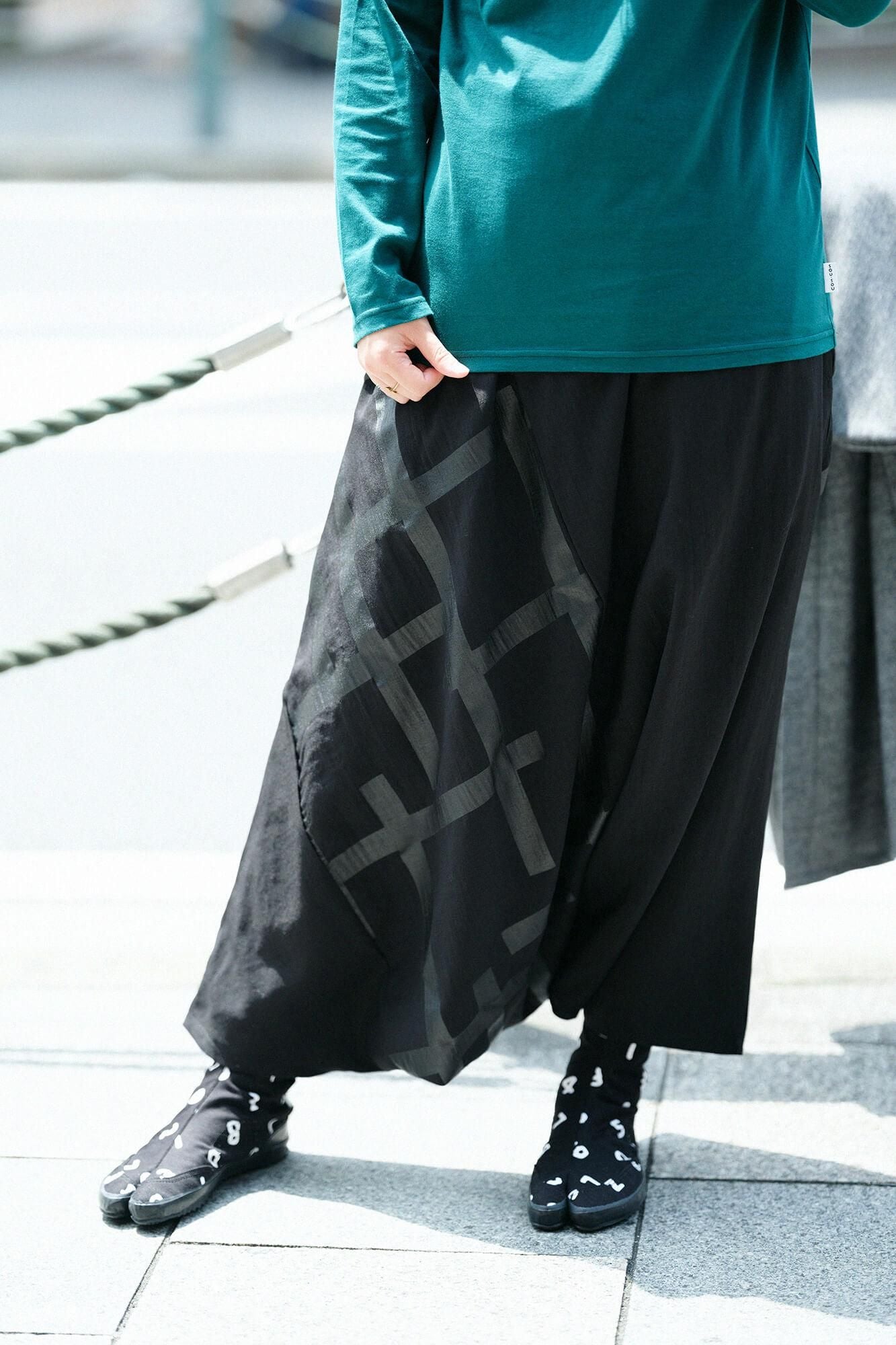 モスリン 富士(ふじ) 2.0/濡羽色(ぬればいろ)×桟(さん)