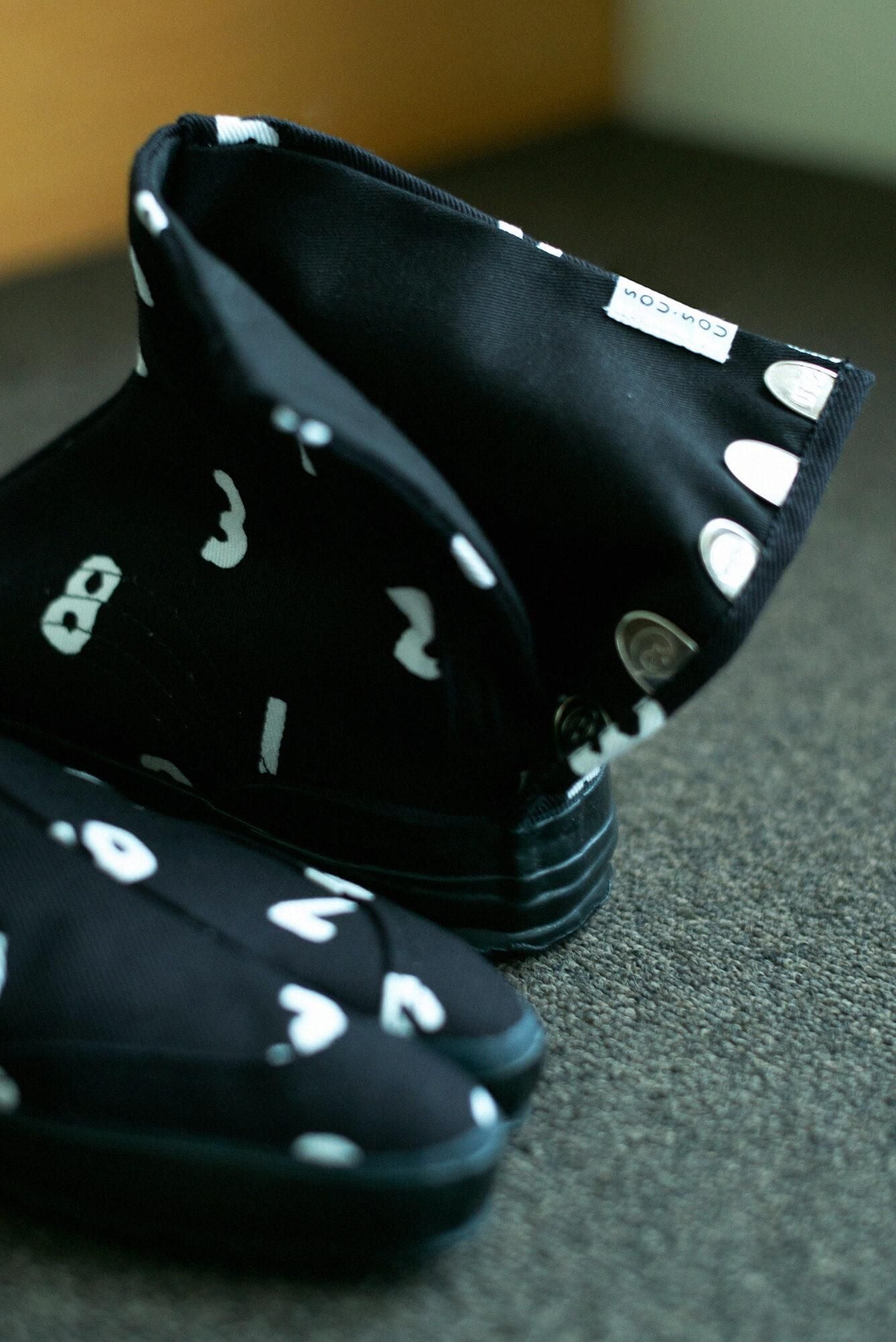 Festival Split Toe Tabi Shoes / SO-SU-U Tsume Black