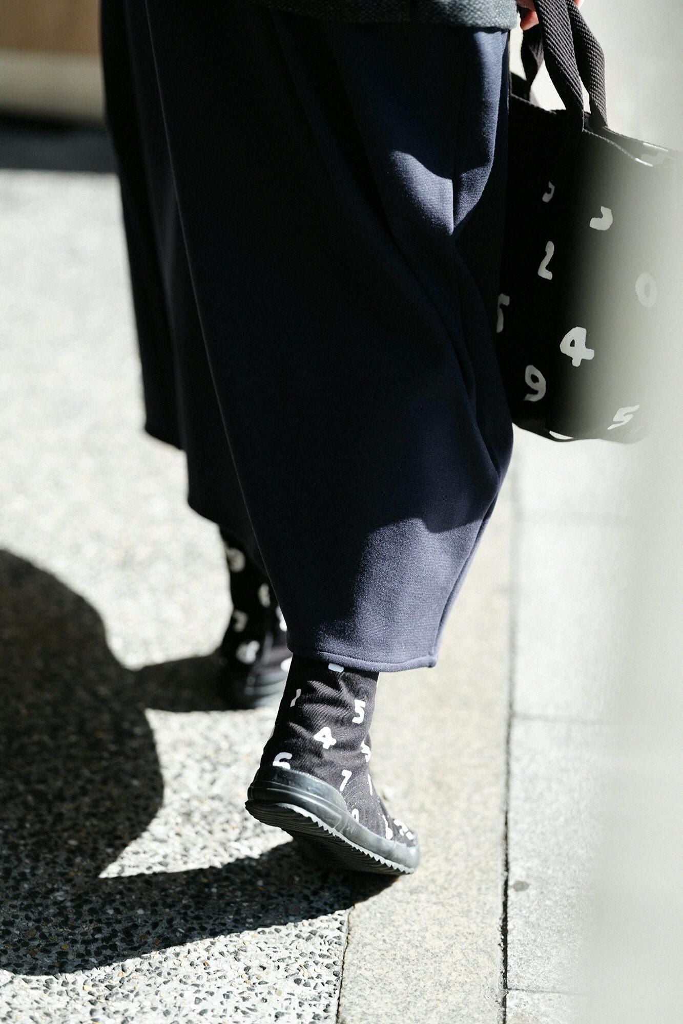 Festival Split Toe Tabi Shoes / SO-SU-U Tsume Black