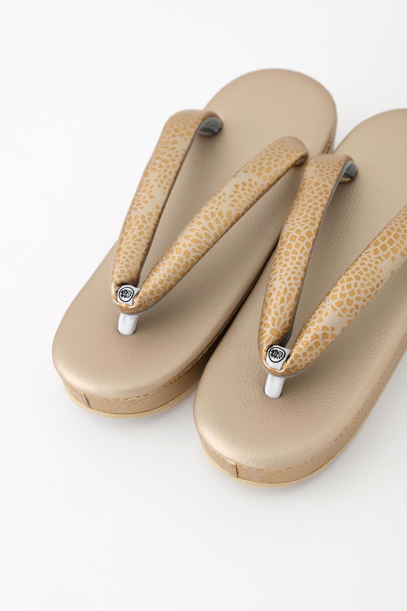 西陣草履/全菊 燻金色