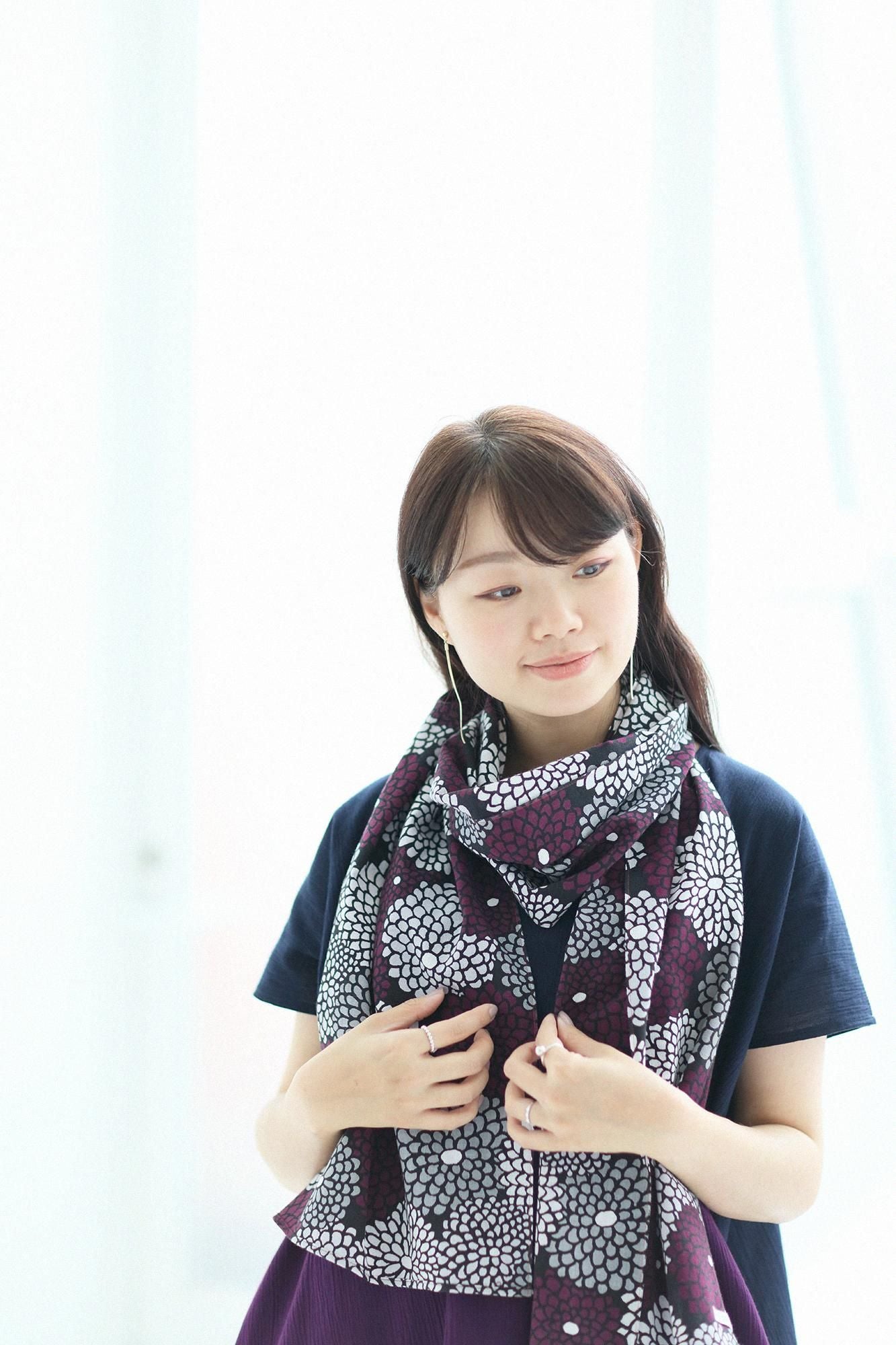 伊勢木棉 圍巾/全菊 黑色2