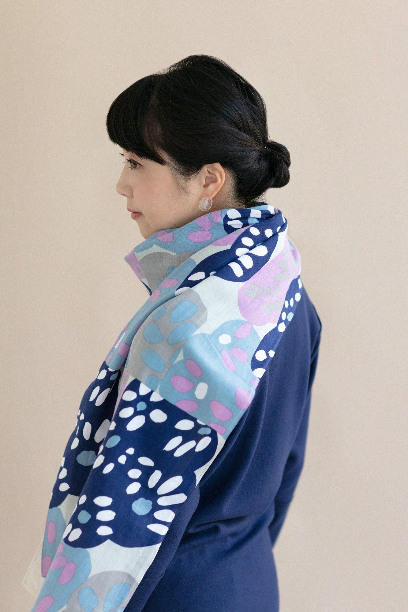 Isemomen Cotton Scarf / Little Flowers small Wisteria Color 2