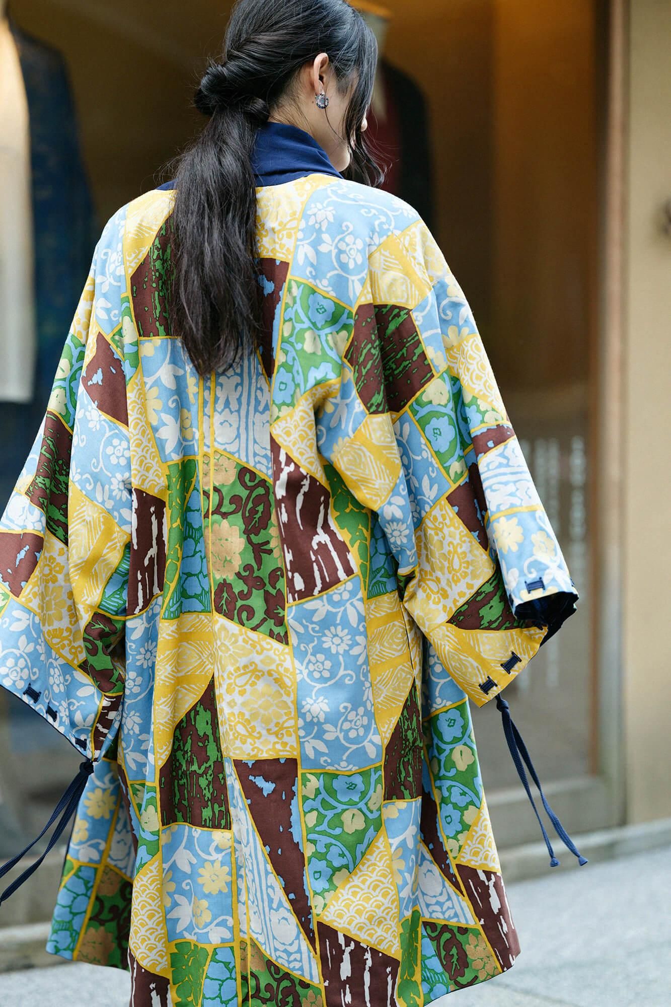 【net Limited】Muslin Wool Rectangular Sleeve Coat with Lining / Dark Blue×Patchwork Kimono of Uesugi Kenshin Family-Recreation