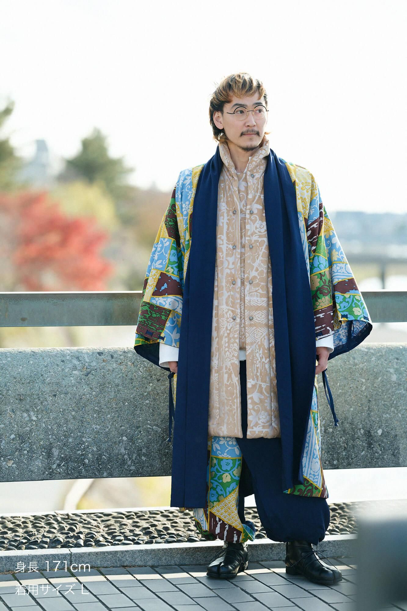 【net Limited】Muslin Wool Rectangular Sleeve Coat with Lining / Dark Blue×Patchwork Kimono of Uesugi Kenshin Family-Recreation