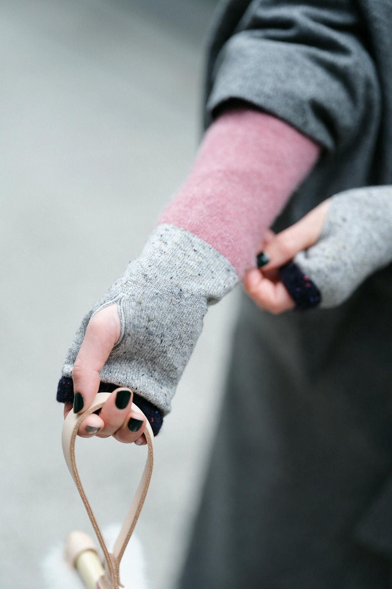 兔毛混紡 袖套(刺)/深藍色