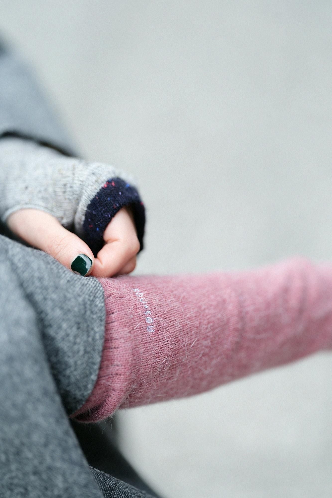 兔毛混紡 袖套(刺)/深藍色