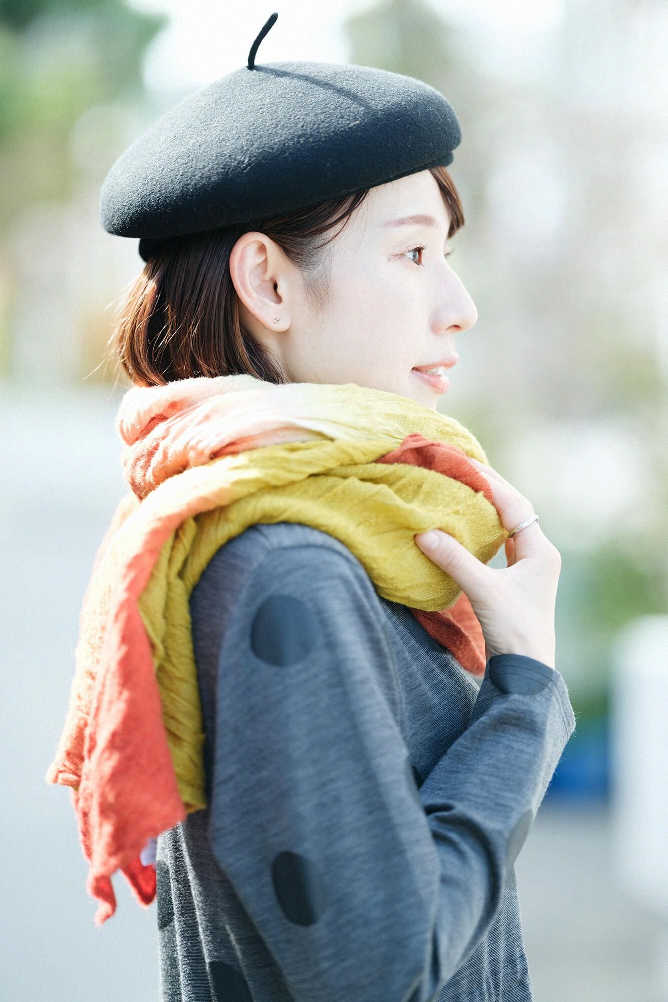 淺井紮染 縮絨披肩 劍先/暈染漸層 丹色×黃灰色