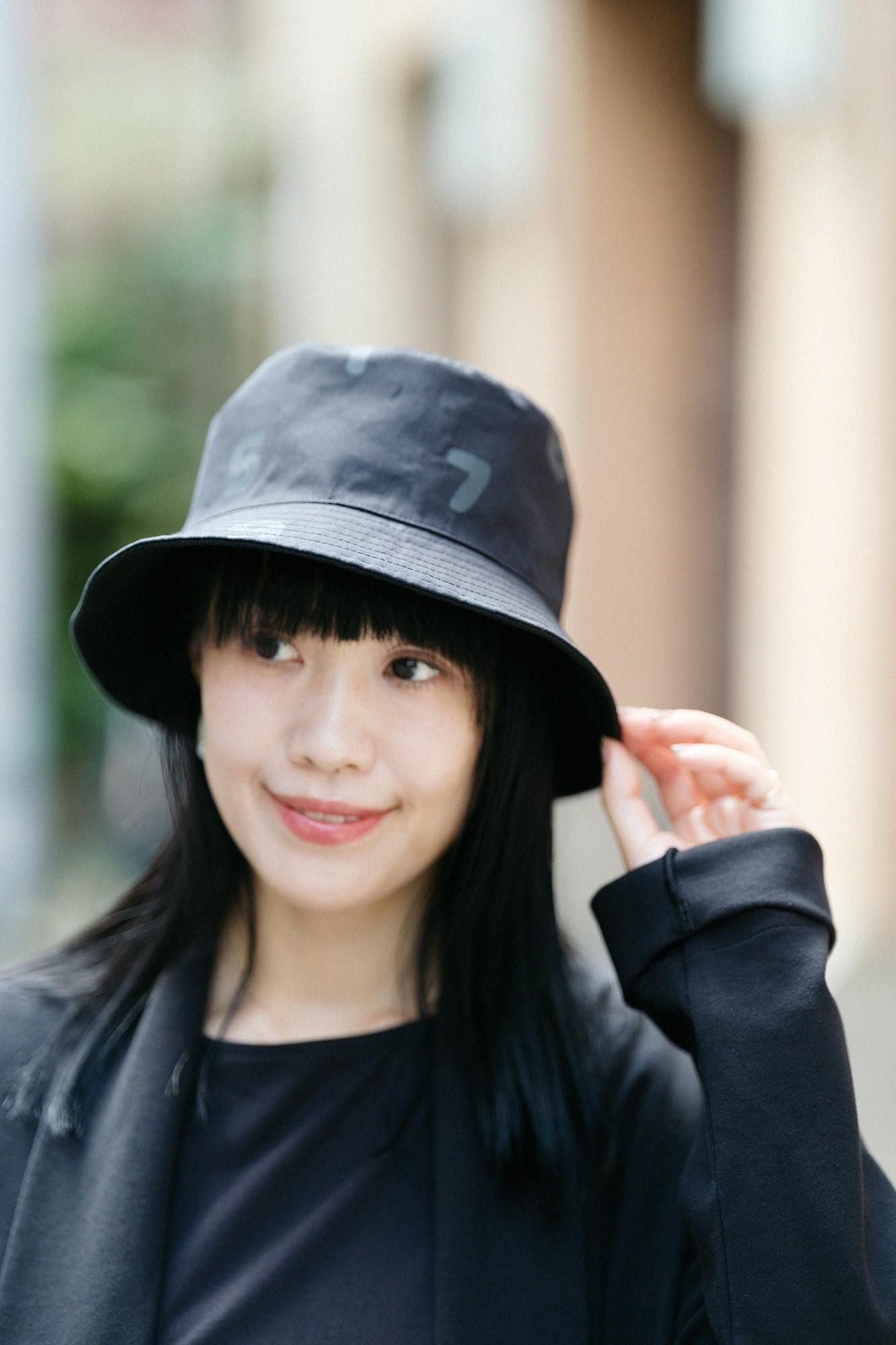 可逆的帽子/SO-SU-U湿羽毛颜色(木材)