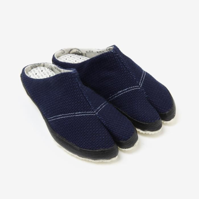 填充的塔布袜/玉米饼靛蓝