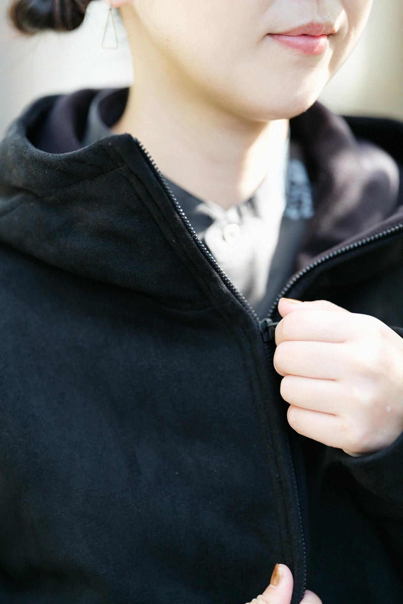 【online한정】우라케페이크 누벅 후드/검은색