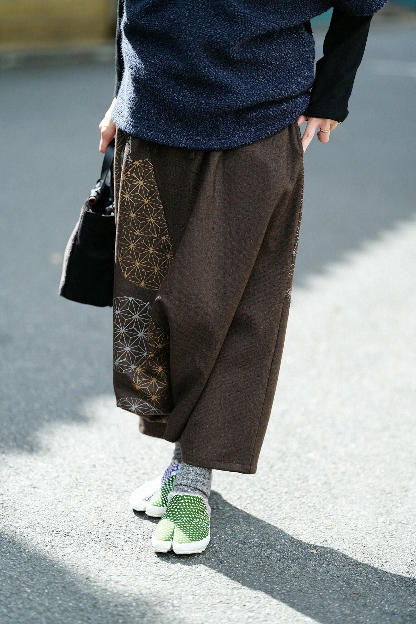 Split Toe Tabi Slip-on Boa/Lines and Dots Riverside