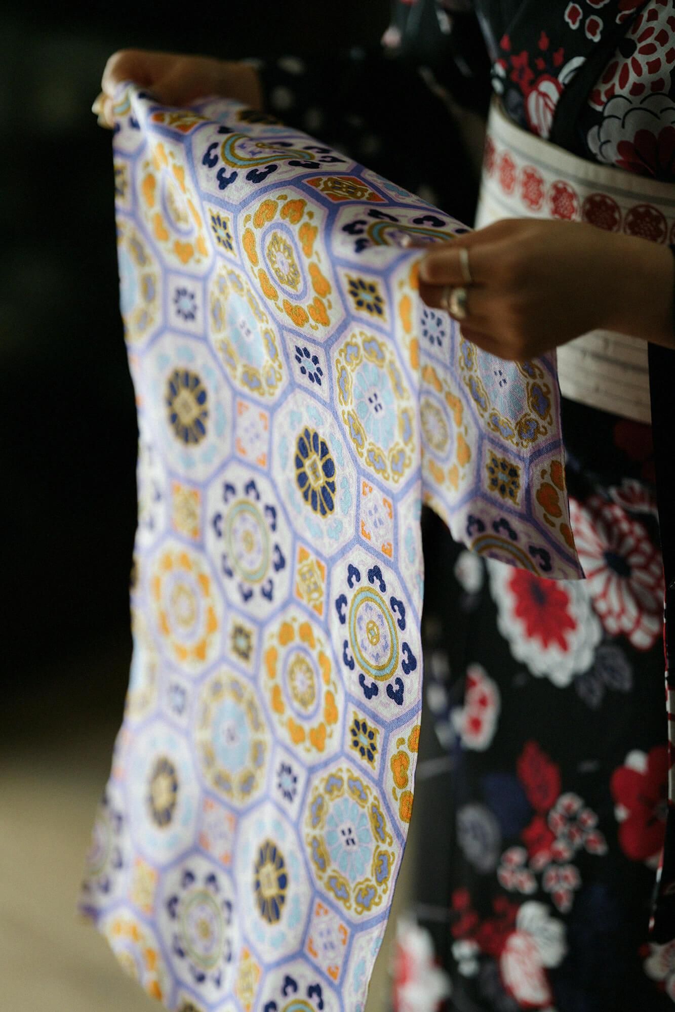 Isemomen Cotton Textile Handkerchief / Gorgeous